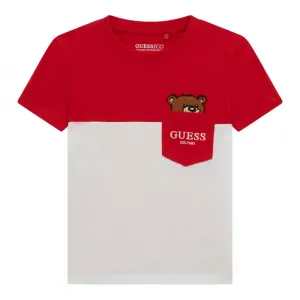 Двуцветна тениска за мини момче в червено и бяло с джоб и сладко мече Guess