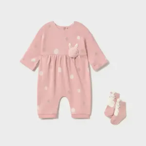 Бебешки розов гащеризон на точки Mayoral Newborn с пухкаво зайче и чорапки