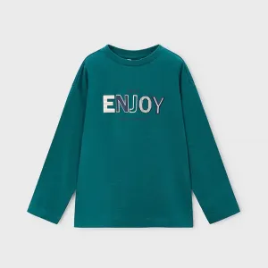 Детска памучна блуза Mayoral за момче в цвят петролено зелено с надпис ENJOY