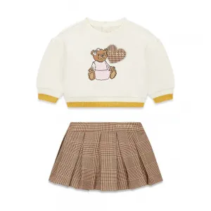 Бебешки комплект Guess от две части – суичър с мече и карирана плисирана пола