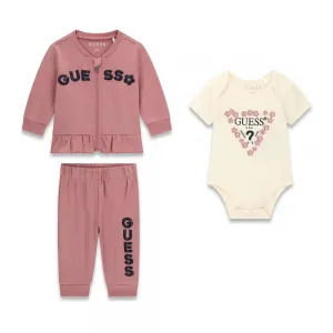 Бебешки комплект от три части Guess – Суитшърт, долнище и боди в пепел от рози и екрю